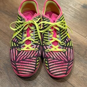 Nike free 5.0 athletic shoes women’s 9.5